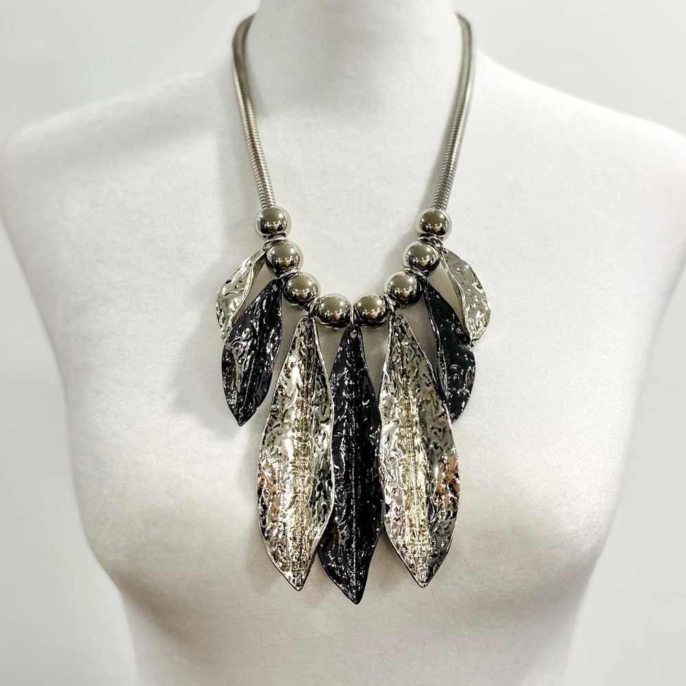Leaves Necklace